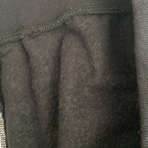 Hanes black fleece pants - Picture 15 of 15